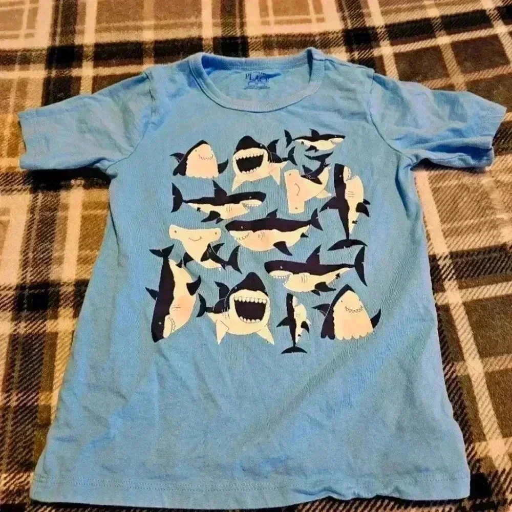 Childrens Place 5t blue 100% cotton shark shirt